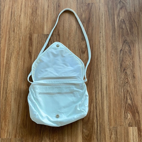 Vintage Dove white purse with 5 zip compartments - Picture 7 of 16